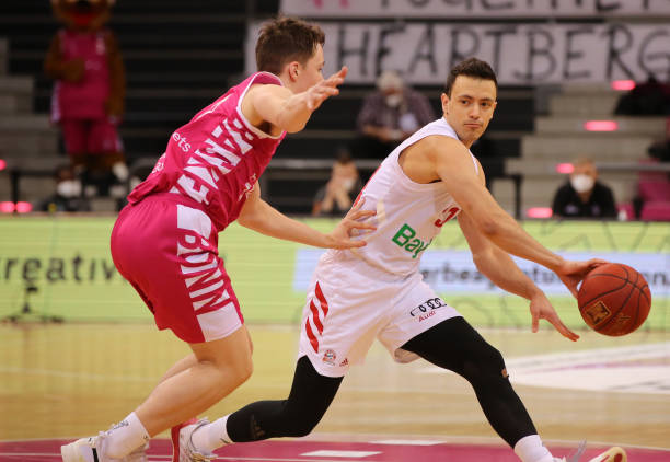 度型边锋 度型边锋