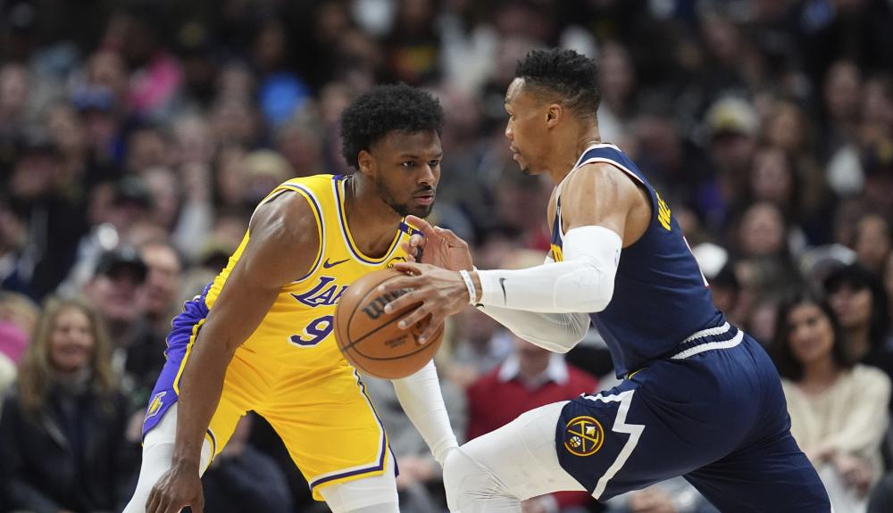 位球员的体 位球员的体