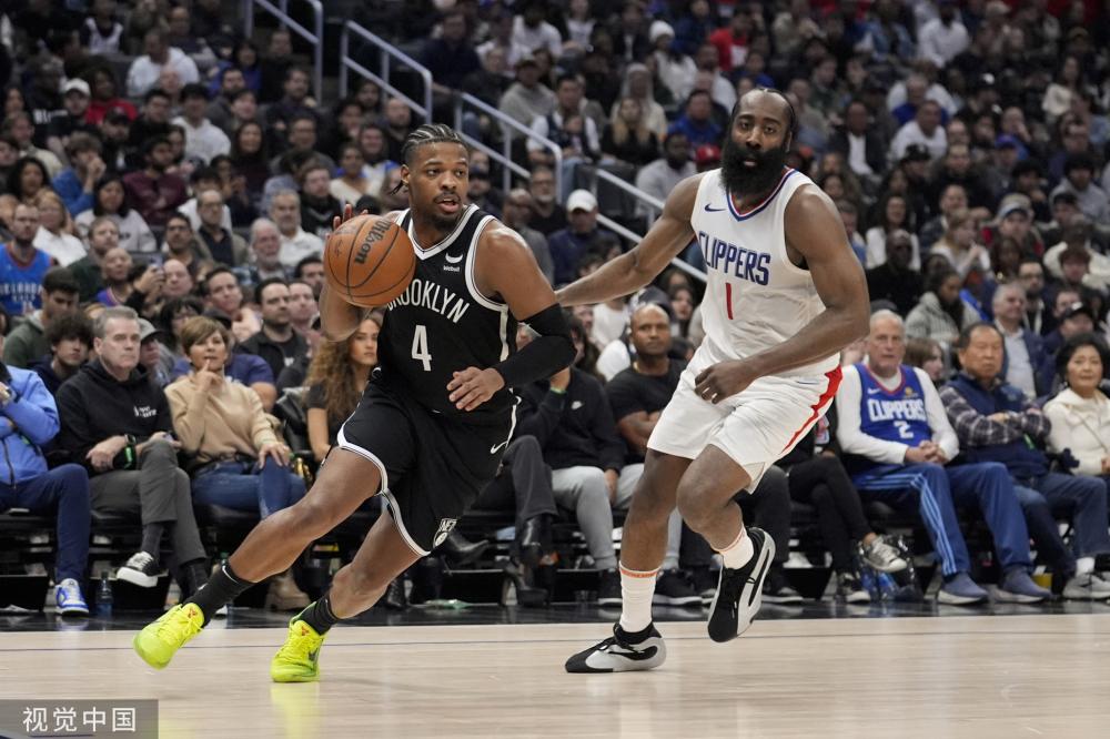 在控制比赛 在控制比赛