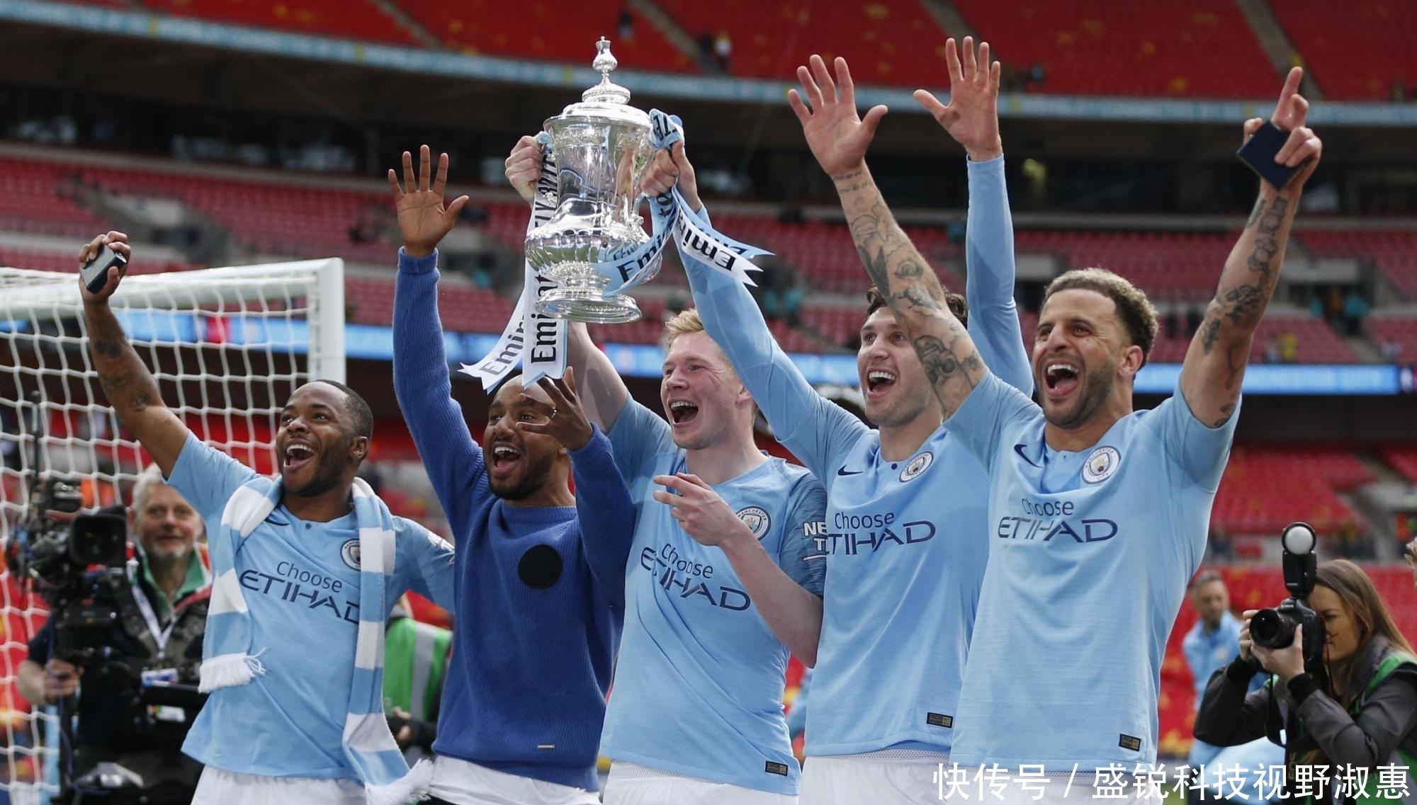 段的两粒进 段的两粒进