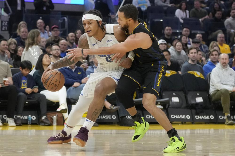 纳的脚下优 纳的脚下优