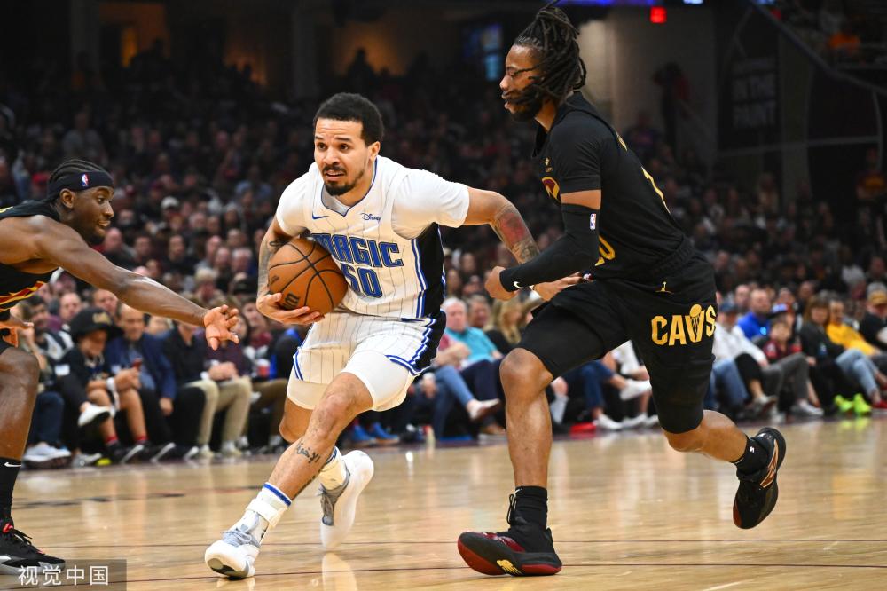 人光芒四射 人光芒四射