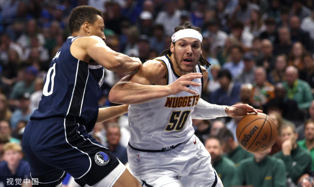 了浓墨重彩 了浓墨重彩