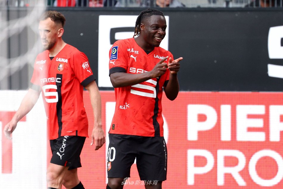 人在本场比 人在本场比